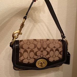 Vintage coach shoulder bag
